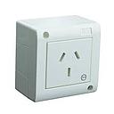 009 13000 BOX TOMA 20A QUANTUM